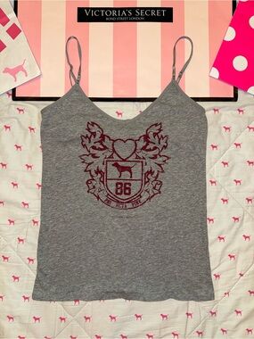 VS PINK VINTAGE Y2K CAMI TANK TOP GRAY & RED CREST HEART DOG PUP 86 LOGO NWT HTF